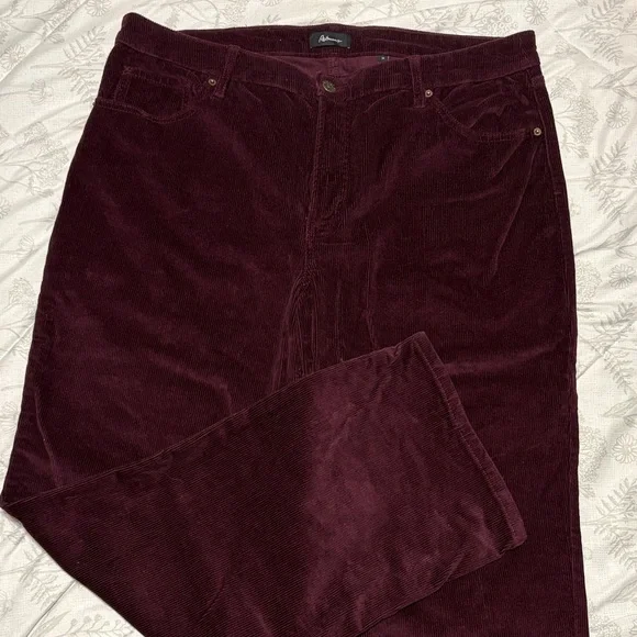 Reitmans Burgundy Corduroy Straight Leg Pants - Picture 2 of 3